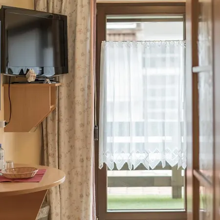 Gaestehaus Brugger Martin ゼルデン